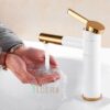 Vòi Lavabo Nóng Lạnh Sơn Tĩnh Điện Trắng Vàng TTCERA LB263