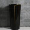 Lavabo Sứ Trụ Đứng Liền Khối Tròn Đen Viền Vàng TTCERA LBT13