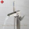 Sen Cây INOX 304 Đặt Sàn Bồn Tắm Nằm TTCERA SBT012