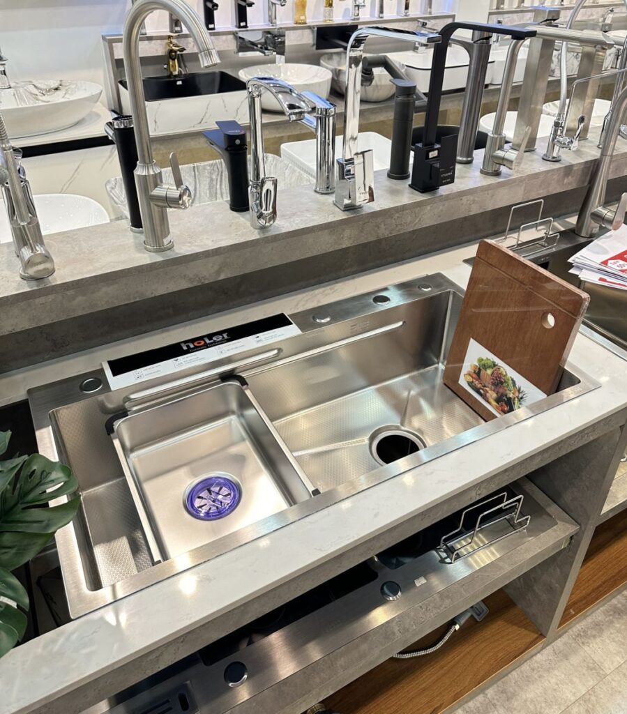 Chậu Rửa Chén 1 Hộc Inox 304 Holer HLCR725-9046